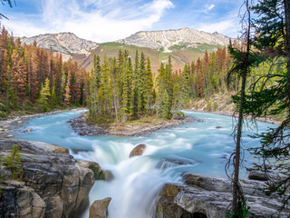 Sunwapta Falls in Jasper NP © Marco