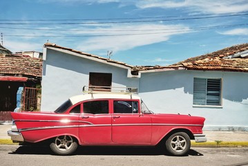 OLD RED, CUBAN CAR 
