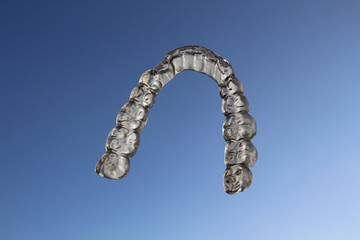 Zahnschiene freigestellt