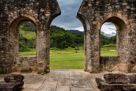 Ru&iacute;nas do Parque Arqueol&oacute;gico e Ambiental de S&atilde;o Jo&atilde;o Marcos