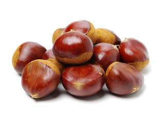 Obraz premium Sweet chestnut on white background