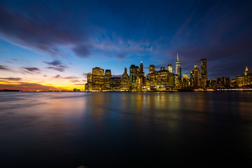 Fototapeta na wymiar new york city skyline at night