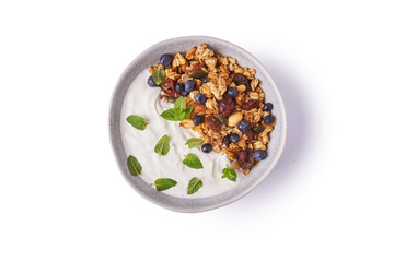 granola with yoghurt