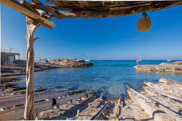 Cala de pescadores en Formentera (Es Caló)
