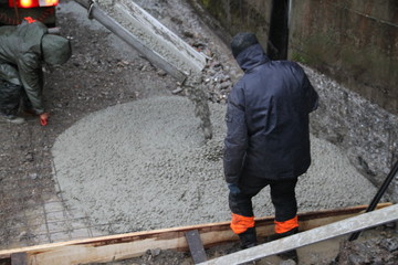 Concrete cement delivery foundations workers 