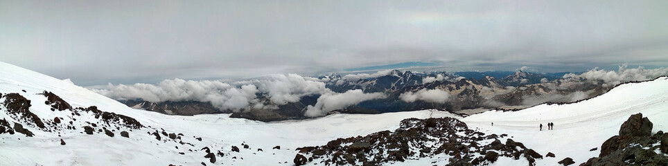 Fototapeta na wymiar magnificent view from mount Elbrus