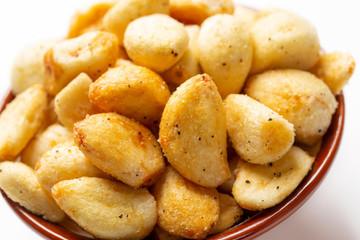 ニンニクの揚げ物