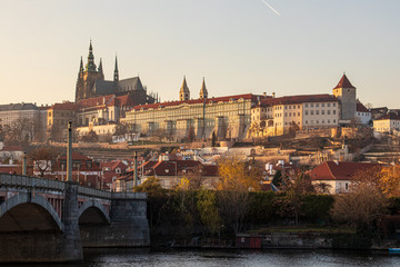 Obraz premium River Vltava with Prague castle, day time