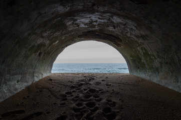 Tunnelblick zum Meer