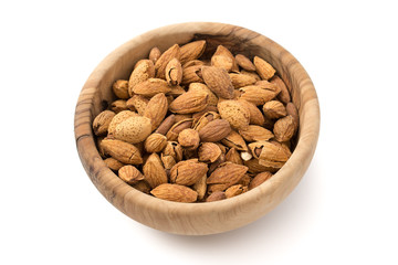 Geröstete Mandeln mit Schale