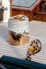 éléments et corde de voilier et bateau © Christian