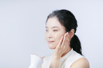 ミドルビューティー　スキンケア