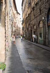 Fototapeta na wymiar Narrow Street, Florence, Italy