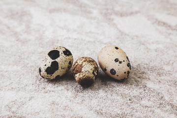 Obraz premium many fresh quail eggs for cooking