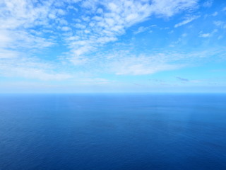 Fototapeta premium 青ヶ島の蒼い蒼い海