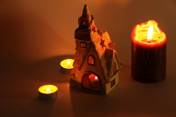  fairy house with candles