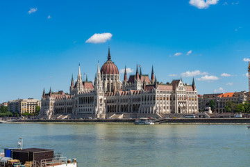 Obraz premium Parliament Building in Budapest, Hungary.