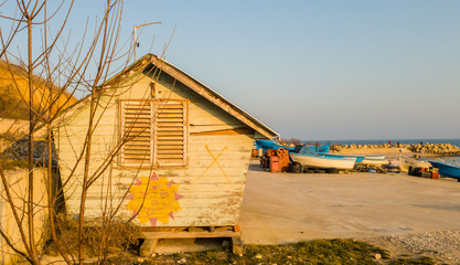 Sunny cottage in late January