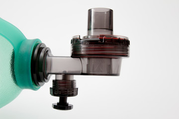 Front conntector of AMBU bag with H2O switch isolated