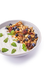 granola with yoghurt