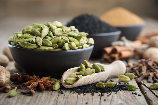 Cardamom Uses: 5 Different Ways To Use This Spice In Kitchen