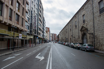 Bloques de pisos del casco histórico de Burgos.