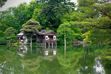 Fototapeta na wymiar Tea House in Kenrokuen park in Kanazawa