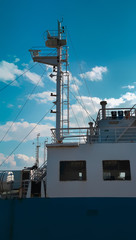 Antenna on the roof of the cabin of the ship. © Andrey Zyk