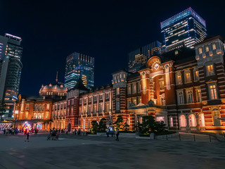 Obraz premium 東京駅 / 東京 / 丸の内 / 夜景