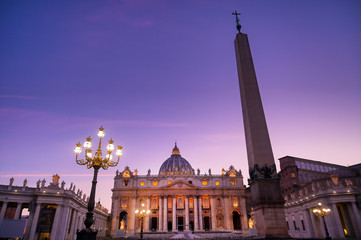 Fototapeta na wymiar Vatican City - June 1, 2019 - St. Peter's Basilica in St. Peter's Square in Vatican City.