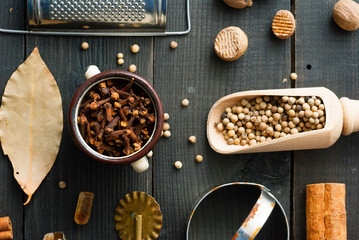Dessert spices on black
