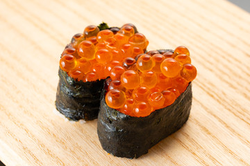 いくら寿司 © K+K