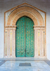 Fototapeta premium bronze door, the facade of the cathedral of Monreale, Sicily - Italy