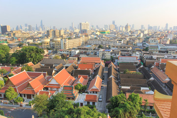 Fototapeta premium Panorama of Bangkok in the afternoon, a combination of skyscrapers and poor buildings