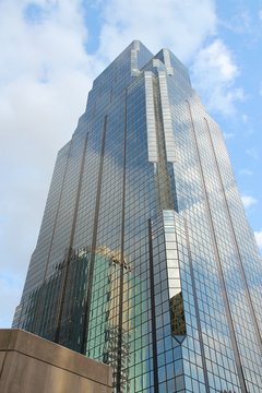 KANSAS CITY, USA - JUNE 25, 2013: One Kansas City Place Building In Kansas City, Missouri. It Is The Tallest Building In Missouri At 624 Ft (190 M). It Was Completed In 1988.