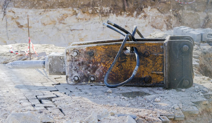 Hammer attached equipment for drilling and breaking