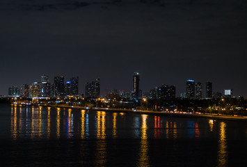 Fototapeta na wymiar Night Miami, MacArthur Causeway, USA, Florida