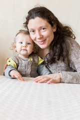 mère et fille complicité