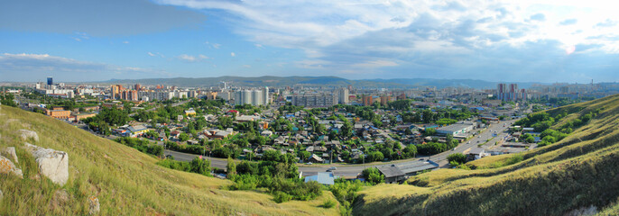 Panorama miasta Krasnojarsk w syberyjskiej części Rosji