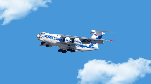 Chicago, USA - January 5, 2018: A Volga-Dnepr Airlines  Ilyushin Il-76 aircraft on final approach to O'Hare International Airport.