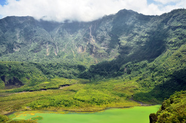 Fototapeta na wymiar lake in mountains in West Java