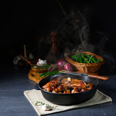 Spicy pork ribs with garlic and barbecue sauce