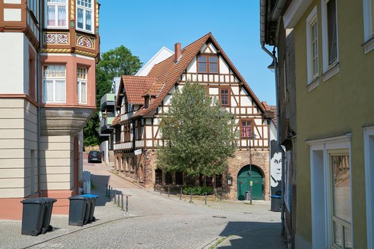 Lutherhaus in der Altstadt von Eisenach. In diesem Haus wohnte Martin Luther in der Zeit von 1498 bis 1501.