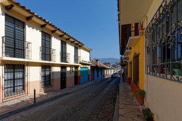 Fototapeta na wymiar Ulica w meksykański miasteczku