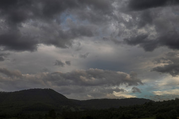 Gewitterwolken &uuml;ber der Schw&auml;bischen Alb
