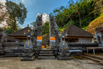 Naklejka premium Hindu Temple near Ancient royal tombs at Gunung Kawi, Bali, Indonesia