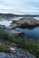 Fototapeta na wymiar Südküste Norwegens an einem Sommerabend, Lindesnes