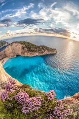 Crédence de cuisine en verre imprimé Plage de Navagio, Zakynthos, Grèce Navagio beach with shipwreck on Zakynthos island, Greece