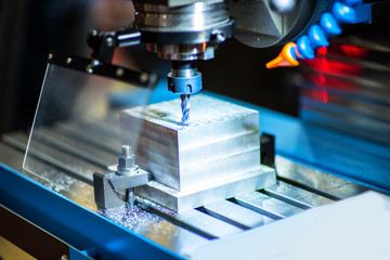 operator make automotive parts by cnc lathe and cnc grinding process