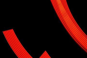 Czarne tło malowane światłem © andsko